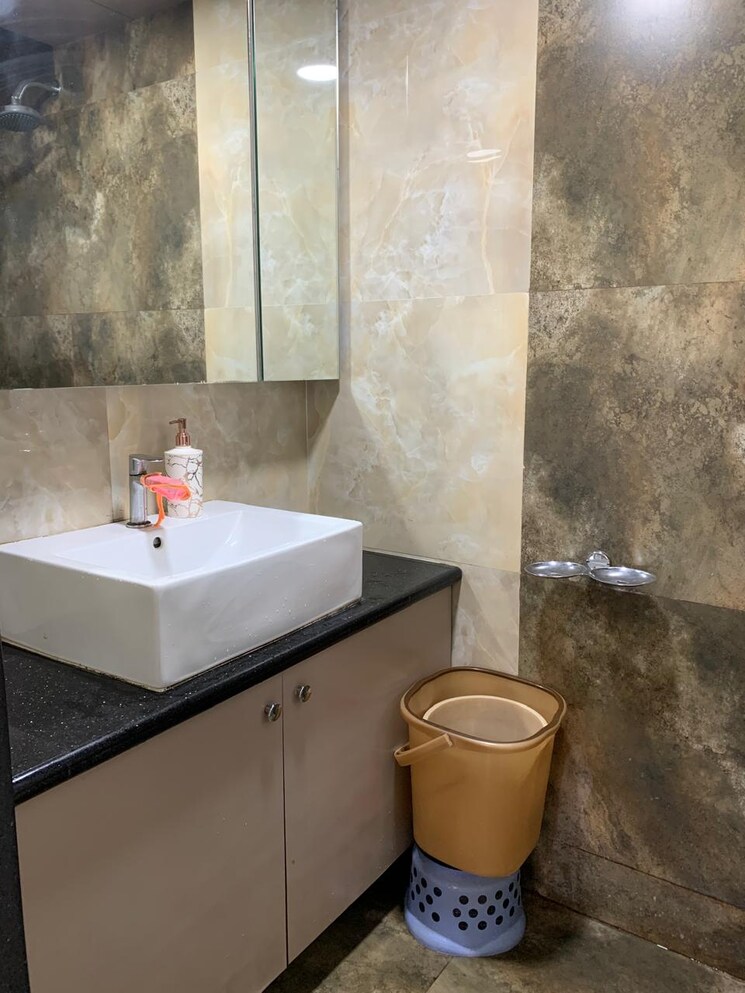 Bathroom, glasswood-om-sarjan-chsl 1 Bedroom 423 Sq.Ft. Apartment In Borivali West Mumbai 8118369