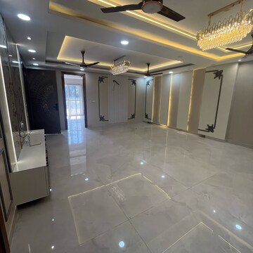 Team Area in 4 BHK Builder Floor at Puri Aman Vilas, Sector 89 – for Sale