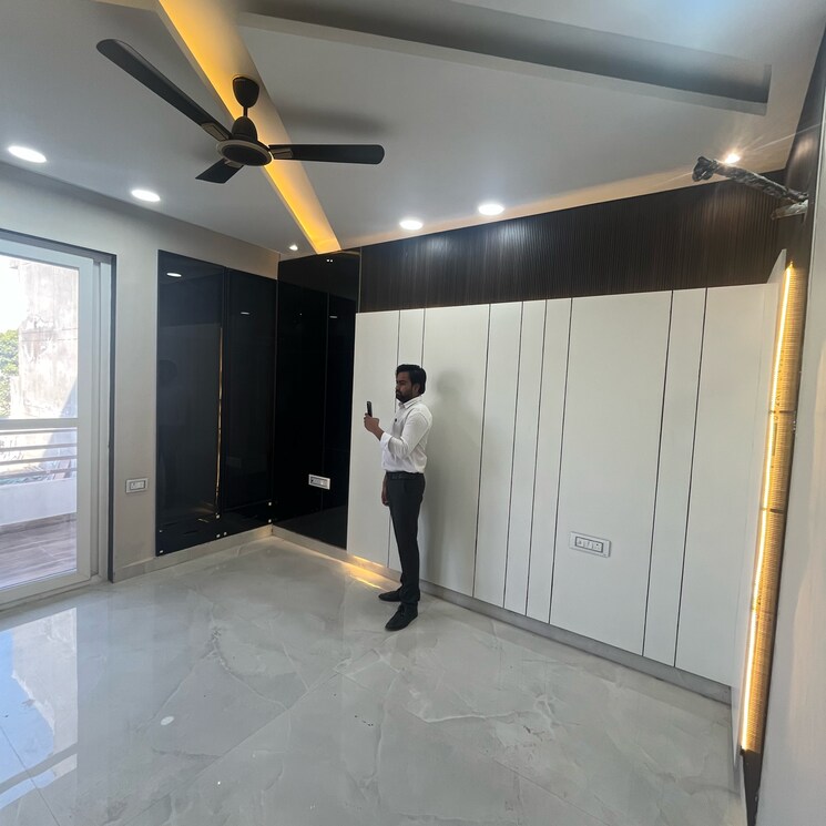 Bedroom, puri-aman-vilas 4 Bedroom 265 Sq.Yd. Builder Floor In Sector 89 Faridabad 8118385