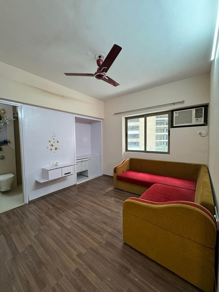 Master Bedroom, lodha-splendora-tierra 3 Bedroom 953 Sq.Ft. Apartment In Ghodbunder Road Thane 8118384