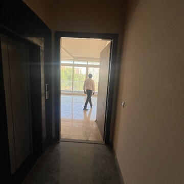Room in 4 BHK Builder Floor at Puri Aman Vilas, Sector 89 – for Sale