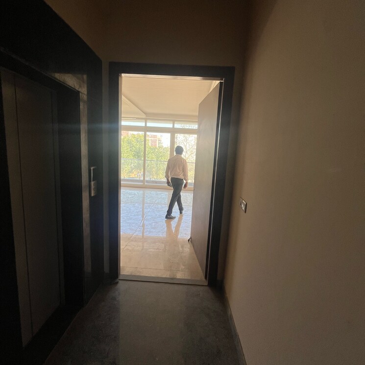 Room, puri-aman-vilas 4 Bedroom 268 Sq.Yd. Builder Floor In Sector 89 Faridabad 8118396