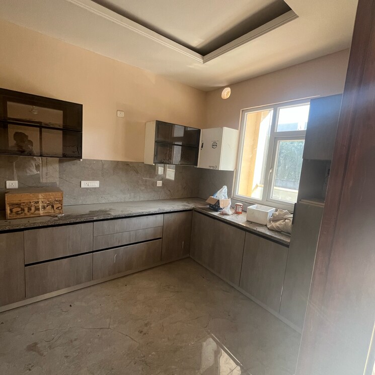 Kitchen, puri-aman-vilas 4 Bedroom 268 Sq.Yd. Builder Floor In Sector 89 Faridabad 8118396