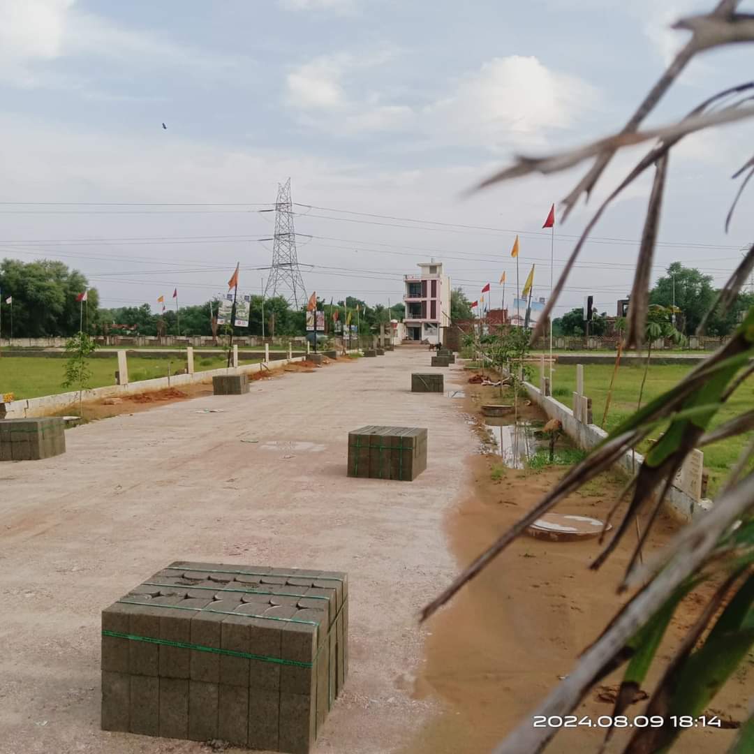 Plot For Sale in Upasana Vaishali Extension