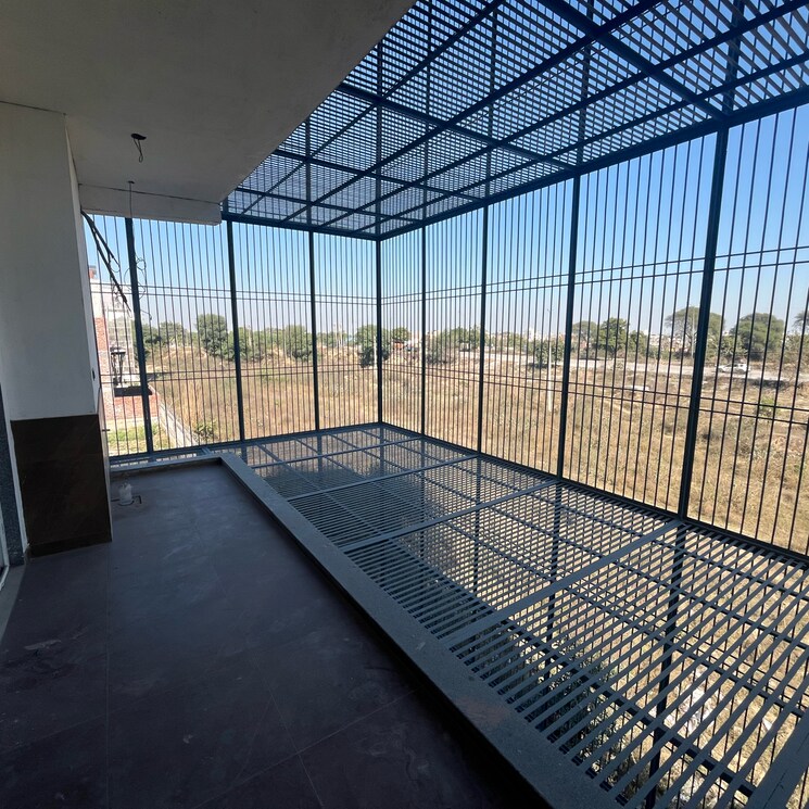 Other, tdi-the-retreat 4 Bedroom 285 Sq.Yd. Builder Floor In Sector 89 Faridabad 8118406