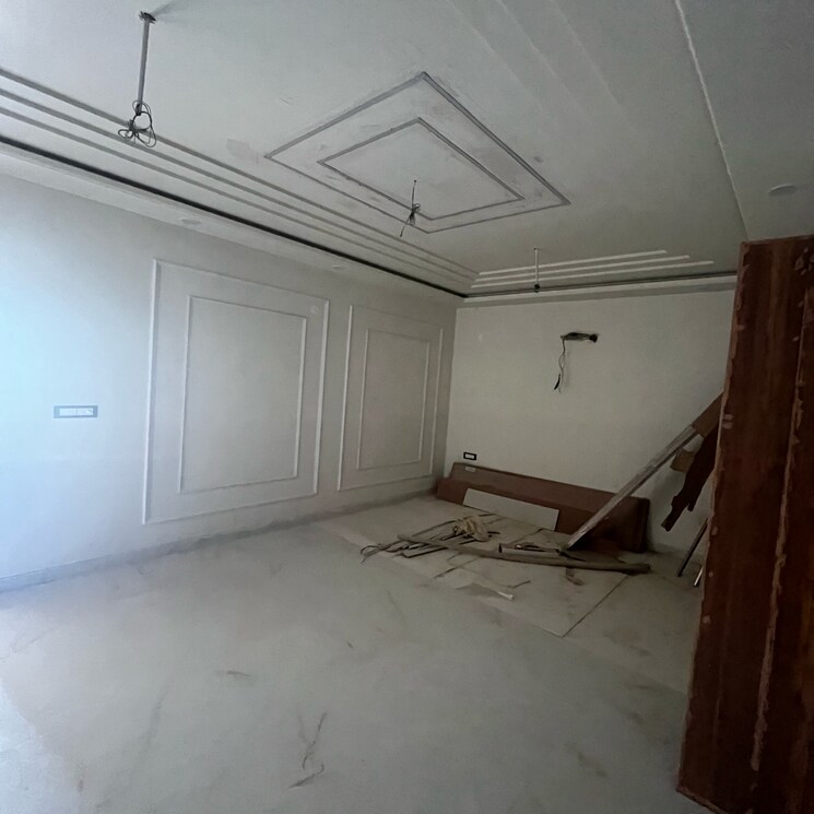 Room, tdi-the-retreat 4 Bedroom 285 Sq.Yd. Builder Floor In Sector 89 Faridabad 8118406