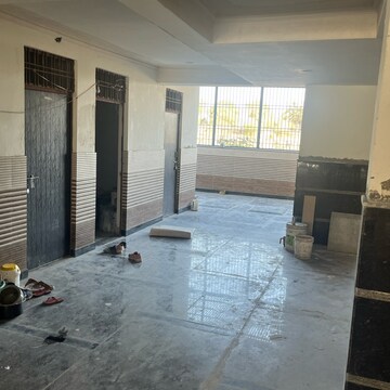 Building Lobby in 4 BHK Builder Floor at TDI The Retreat, Sector 89 – for Sale