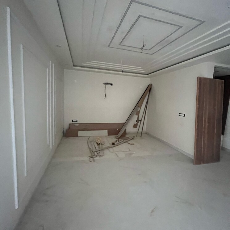 undefined, tdi-the-retreat 4 Bedroom 285 Sq.Yd. Builder Floor In Sector 89 Faridabad 8118406