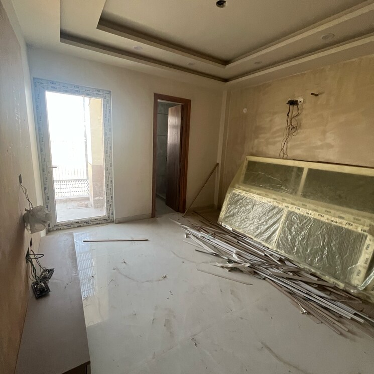 Room, tdi-the-retreat 4 Bedroom 285 Sq.Yd. Builder Floor In Sector 89 Faridabad 8118406