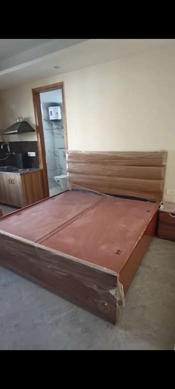Furnished Amenities in 1 RK Builder Floor at Sector 27 – for Rent