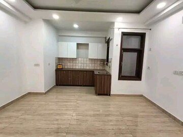 Room in 1 BHK Apartment at Saket – for Rent