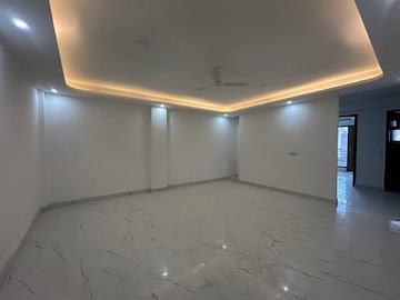 Room in 2 BHK Apartment at Saket – for Rent