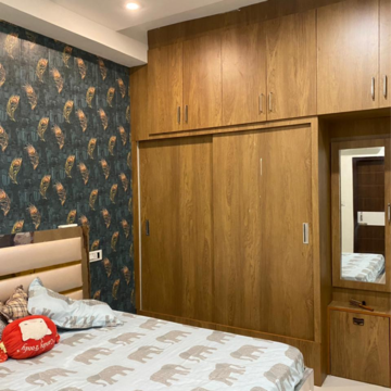 Bedroom in 3 BHK Apartment at Vip Road – for Rent