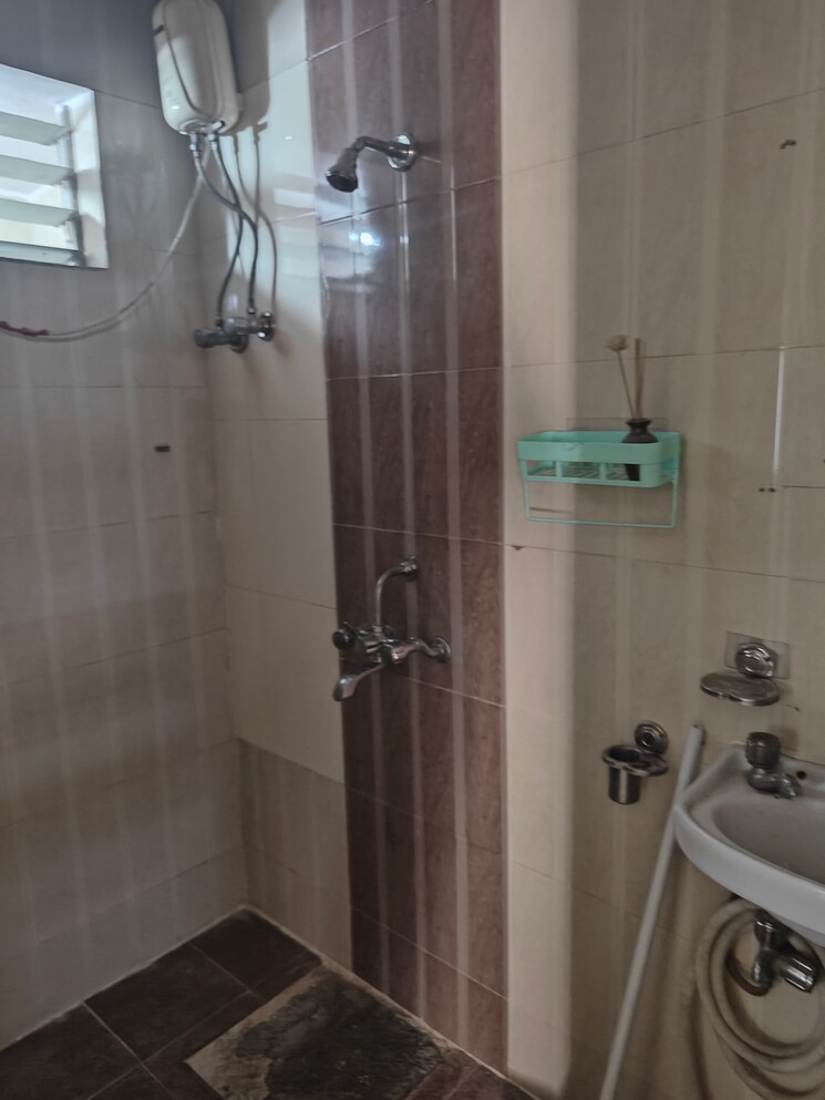 Bathroom, citizen-apartment-nerul 1 Bedroom 650 Sq.Ft. Apartment In Nerul Sector 18a Navi Mumbai 8118471