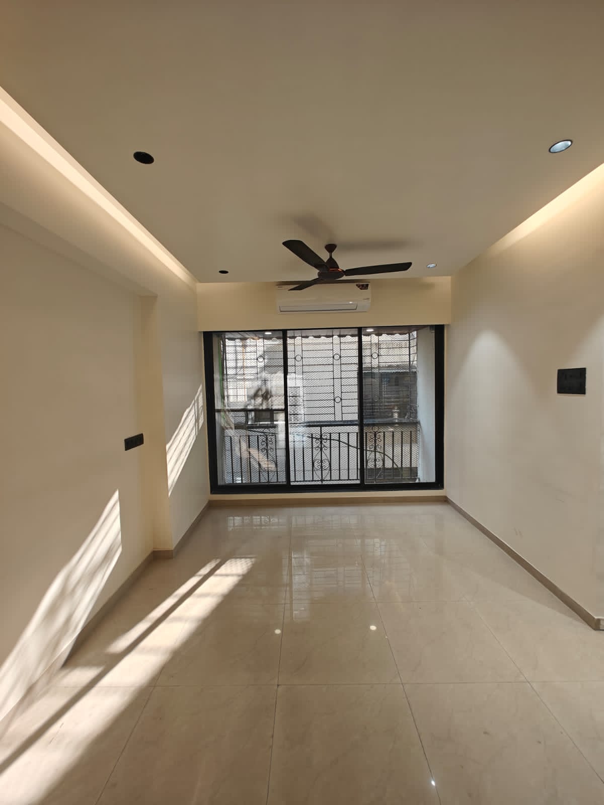 2 BHK Apartment For Sale in Suncity Heights