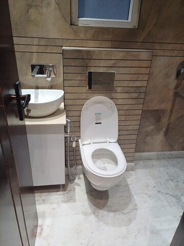 Bathroom in 2.5 BHK Builder Floor at Paschim Vihar – for Rent