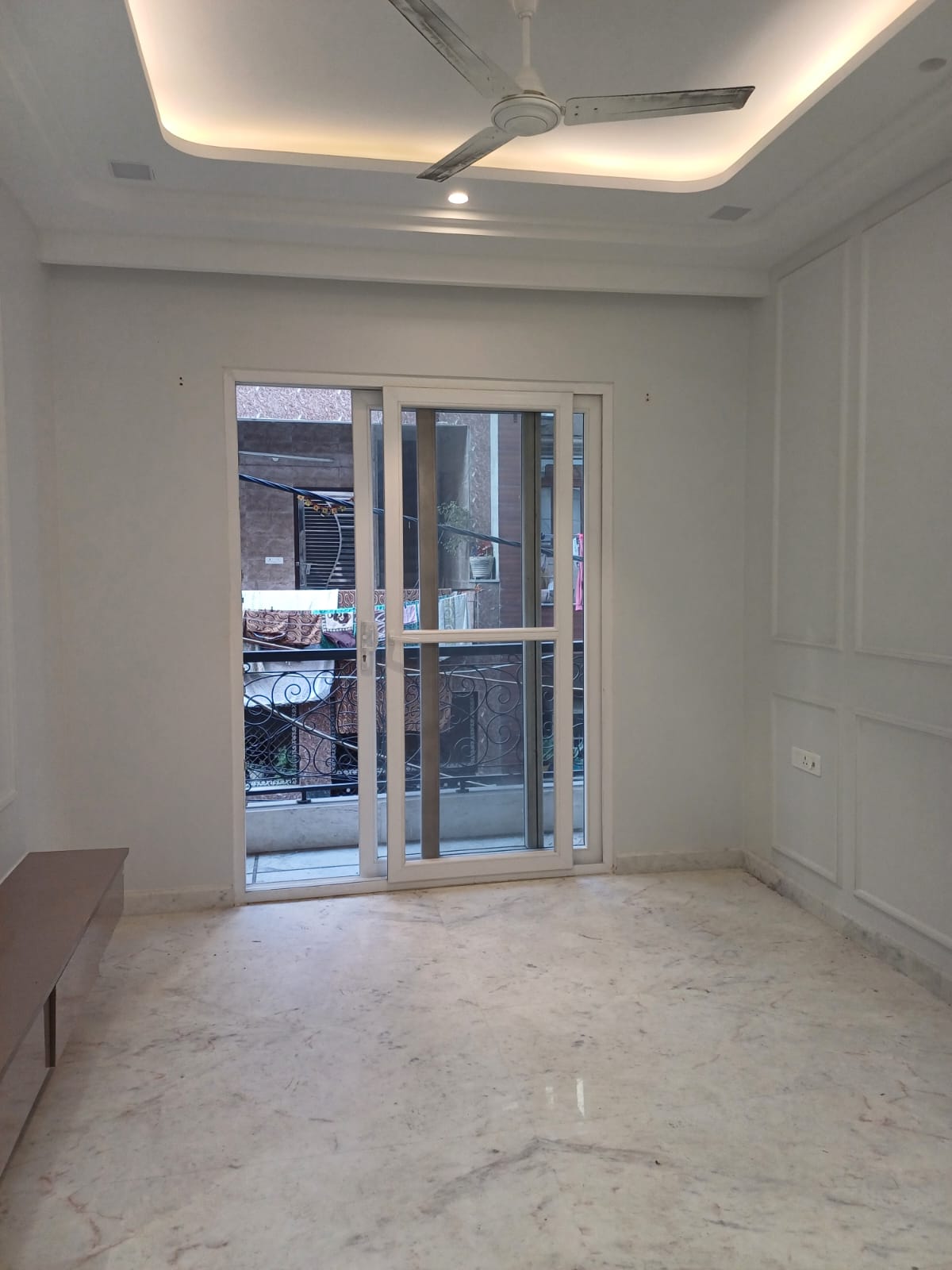 2.5 BHK + Pooja Room,Servant Room,Study Room,Extra Room Builder Floor For Sale in Block  A4 Paschim Vihar 