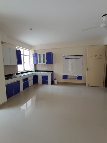 Room in 3 BHK Apartment at Signature The Serenas, Sohna Sector 36 – for Sale