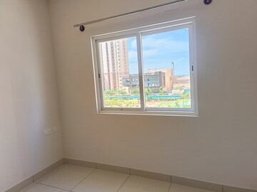 Room in 2 BHK Apartment at Prestige Finsbury Park Hyde, Bagaluru  – for Rent