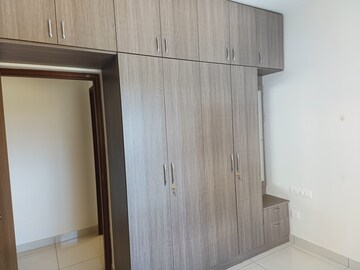 Room in 2 BHK Apartment at Prestige Finsbury Park Hyde, Bagaluru  – for Rent