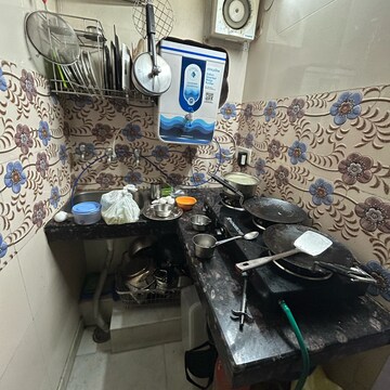 Team Area in 1 RK Builder Floor at Lajpat Nagar I – for Rent