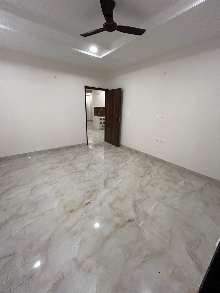 Room, tilak nagar 4 Bedroom 2700 Sq.Ft. Apartment In Tilak Nagar Jaipur 8118525