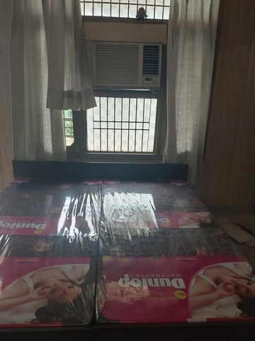 Bedroom in 2 BHK Apartment at Vip Road – for Rent