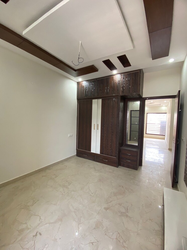 Room, greater mohali 3 Bedroom 2250 Sq.Ft. Villa In Greater Mohali Mohali 8118531