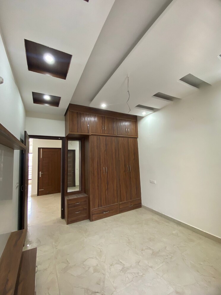 Room, greater mohali 3 Bedroom 2250 Sq.Ft. Villa In Greater Mohali Mohali 8118531