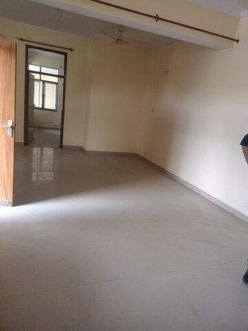Room in 2 BHK Apartment at Vrinda Van Colony – for Rent