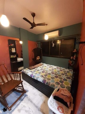 Bedroom in 2 BHK Apartment at Andheri West – for Rent