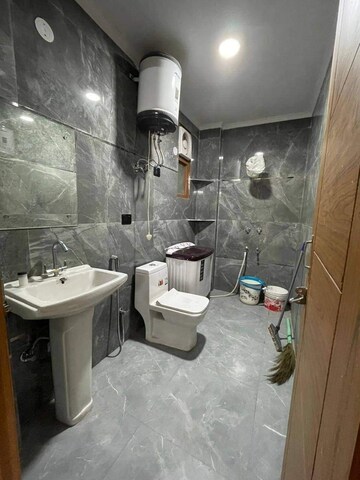 Attached Bathroom in 3 BHK Builder Floor at Chattarpur – for Rent