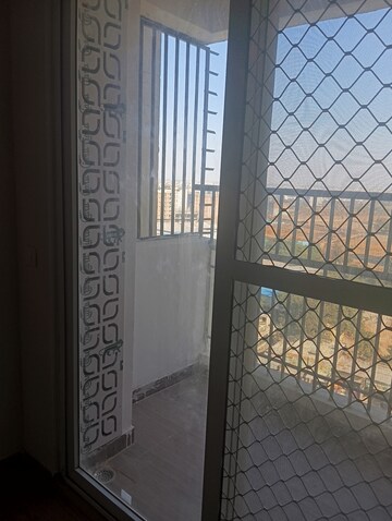 Building Lobby in 2.5 BHK Apartment at Amrapali Golf Homes, Sector 4, Greater Noida – for Rent