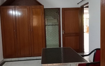 2 BHK Builder Floor For Sale in Lajpat Nagar