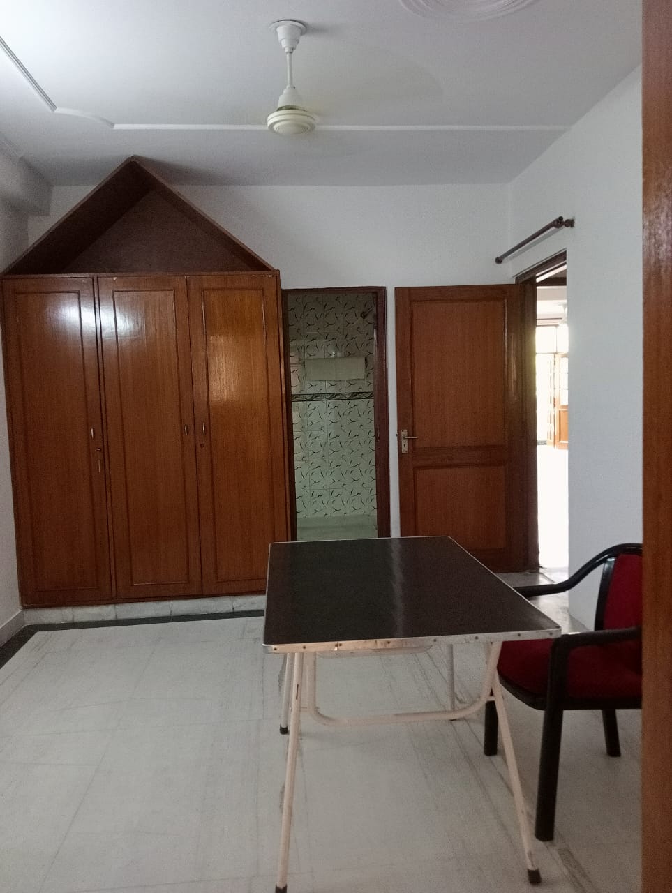 2 BHK Builder Floor For Sale in Lajpat Nagar