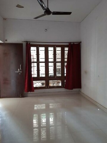 2 BHK Apartment For Rent in Aliganj Lucknow  8118640