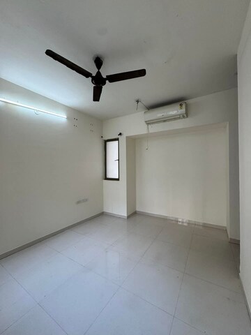 Room in 3 BHK Apartment at Lodha Splendora, Ghodbunder Road – for Rent