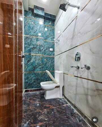 Attached Bathroom in 3 BHK Builder Floor at Chattarpur – for Rent