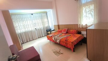 Bedroom in 2 BHK Apartment at Prathamesh Apartment Prabhadevi, Prabhadevi – for Rent