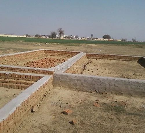Plot For Sale in Dawar Railway Station Cha