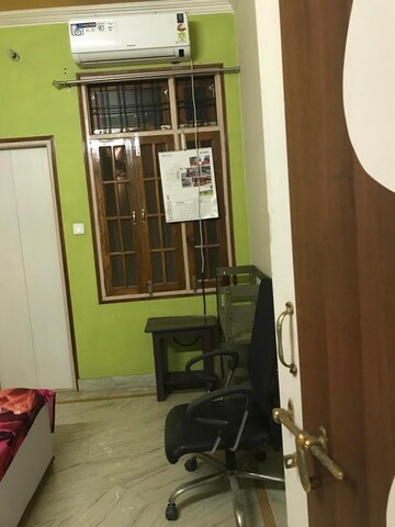 Staircase in 3 BHK Independent House at Gomti Nagar – for Rent