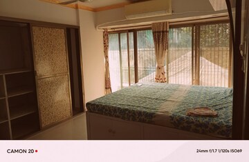 Bedroom in 3 BHK Apartment at Andheri CHS, Andheri West – for Rent