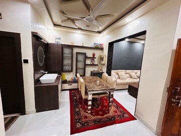 Bedroom in 6+ BHK Independent House at Gomti Nagar – for Rent