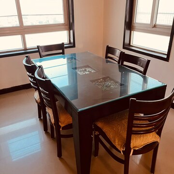 Team Area in 3 BHK Apartment at BPTP Park Grandeura, Sector 82 – for Rent