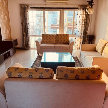 Living Room in 3 BHK Apartment at BPTP Park Grandeura, Sector 82 – for Sale