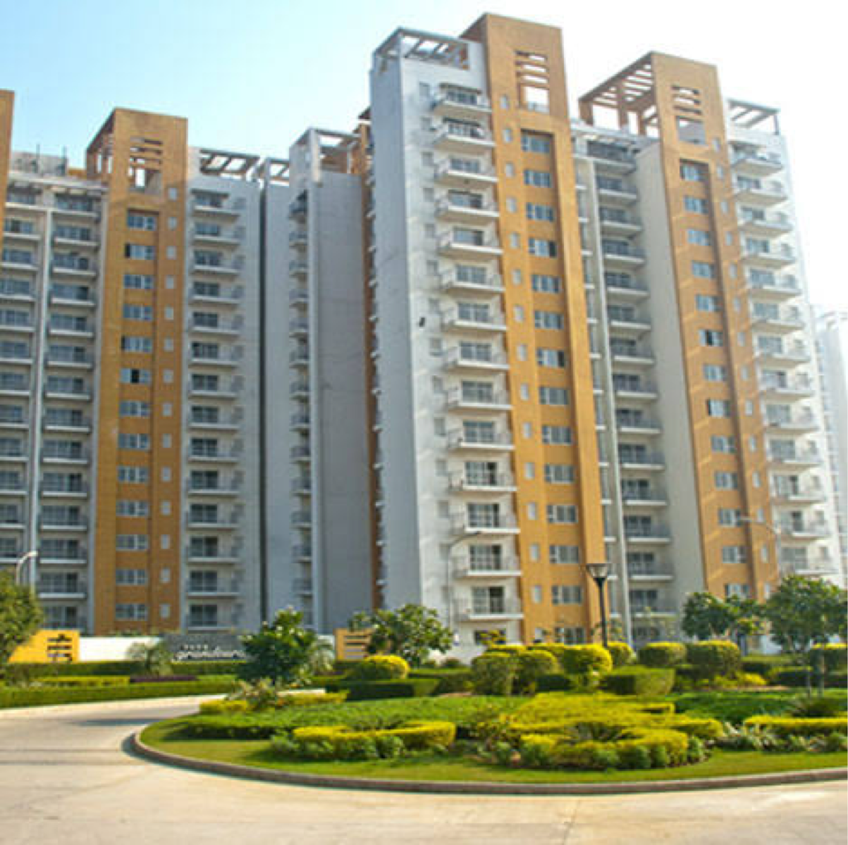 3 BHK + Pooja Room,Study Room Apartment For Sale in BPTP Park Grandeura