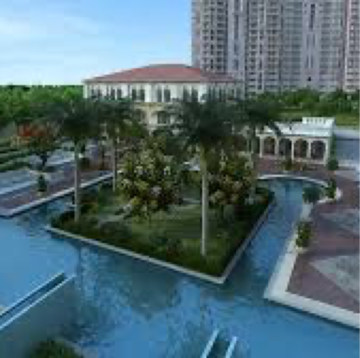 Swimming Pool in 3 BHK Apartment at DLF Regal Gardens, Sector 90 – for Sale