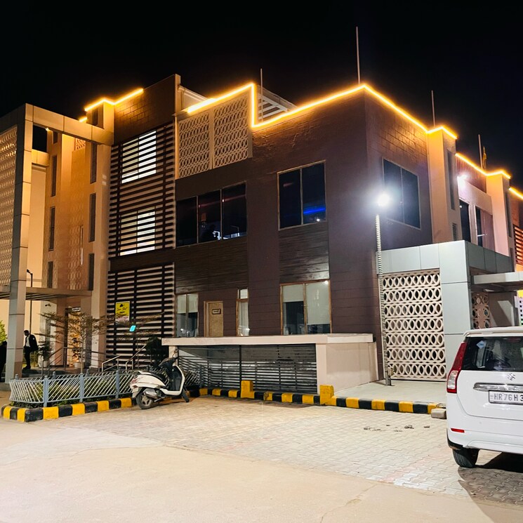 Exterior View, sare-crescent-parc-royal-greens-phase-i 4 Bedroom 1800 Sq.Ft. Apartment In Meoka Gurgaon 8118870