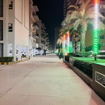 4 BHK Apartment – Exterior View View at Sare Crescent Parc Royal Greens Phase I, Meoka - for Sale