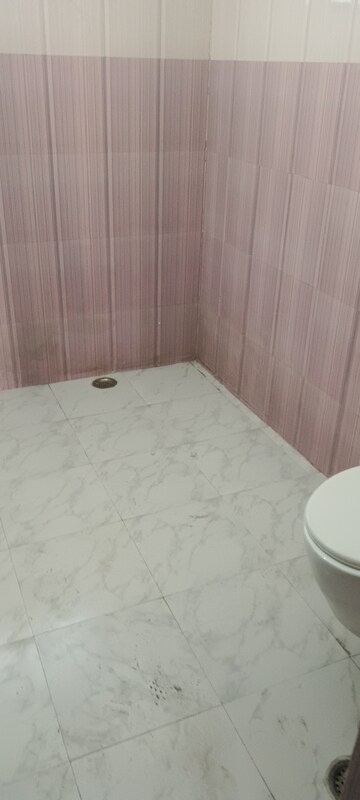 Bathroom in 2 BHK Builder Floor at Sector 15 – for Rent